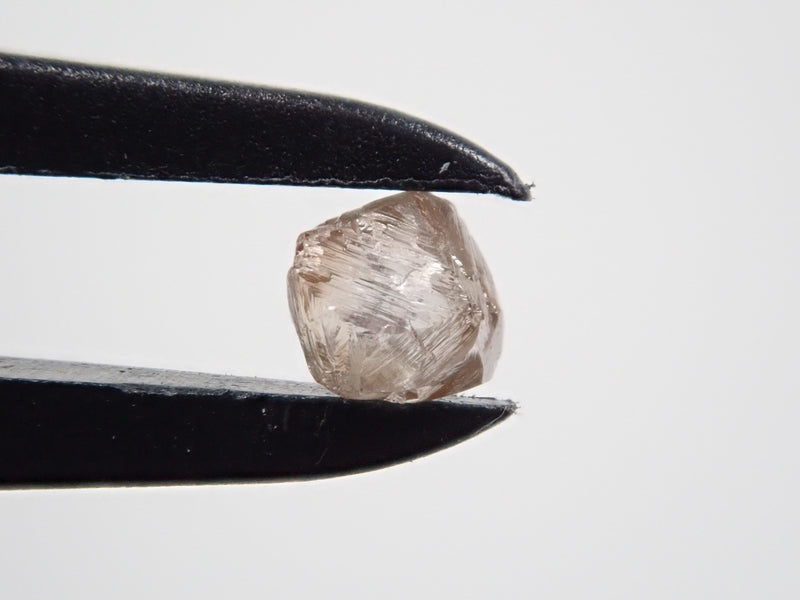 ダイヤモンド原石（ソーヤブル） 0.130ctルース（グリーン蛍光）