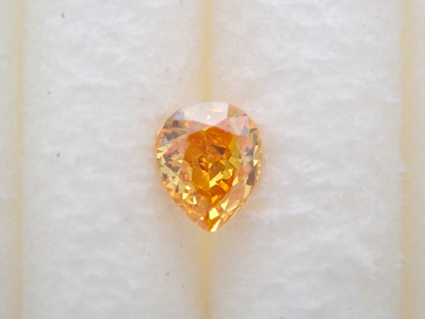 ファンシービビッドイエローオレンジダイヤモンド 0.069ctルース(FANCY VIVID YELLOW ORANGE, VS-1)