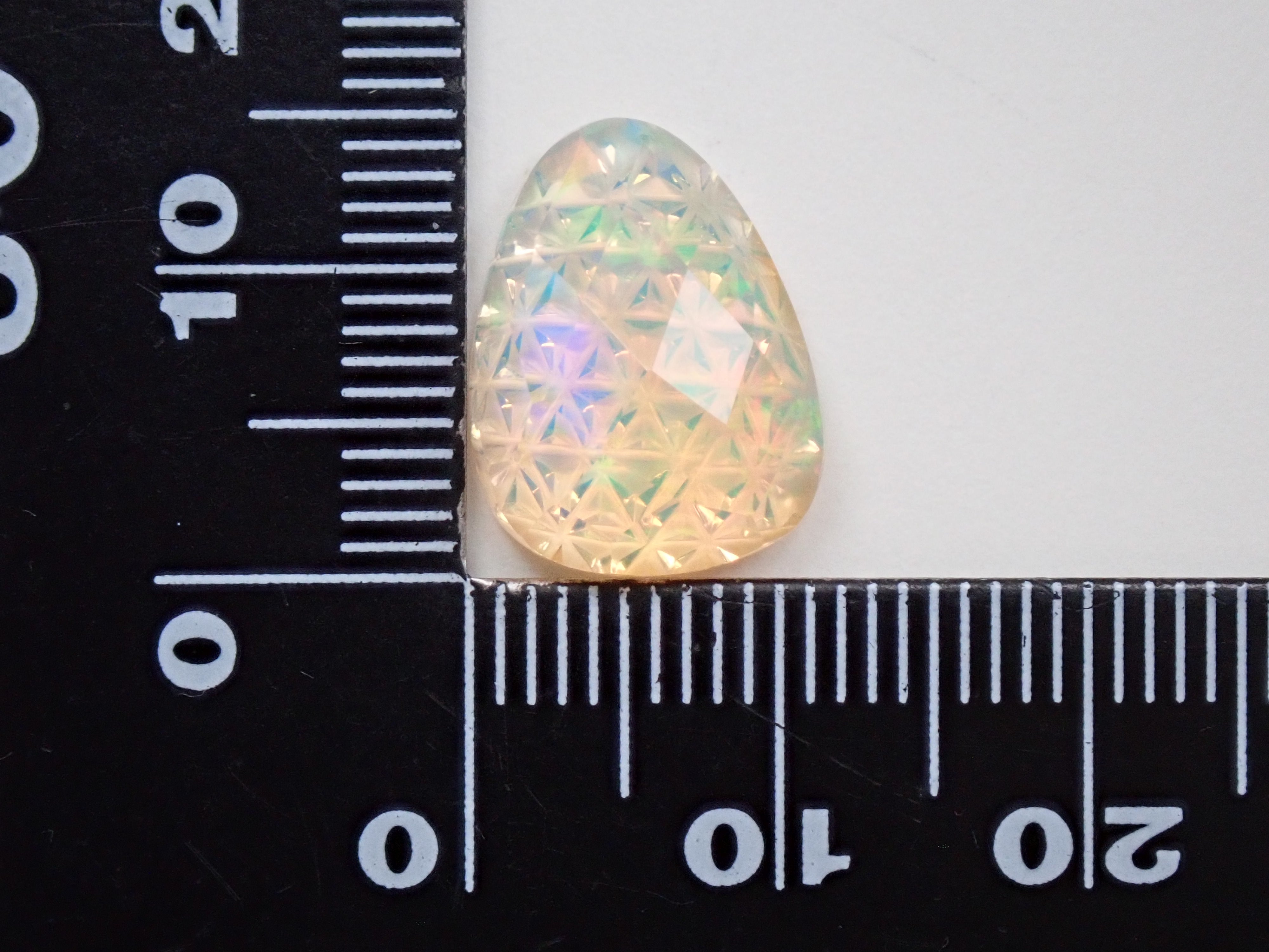 【甲州貴石切子】ファイアオパール 4.60ct《コラボ》ルース ワッペン付