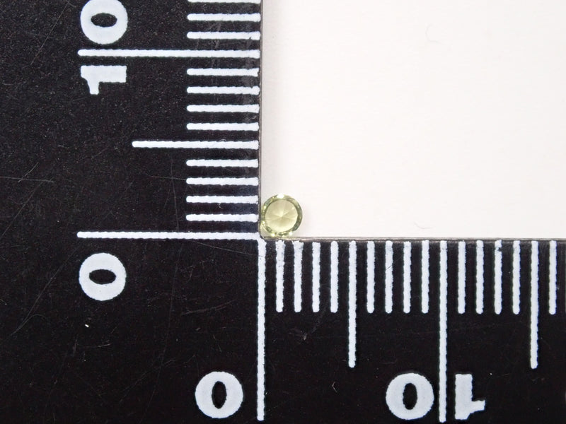 パラサイトペリドット(パラサイティックペリドット)2.2mm/0.054ctルース