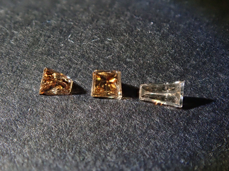 ブラウンダイヤモンド3石セット 0.091ctルース（SI-Iクラス相当,蛍光色違い3石）