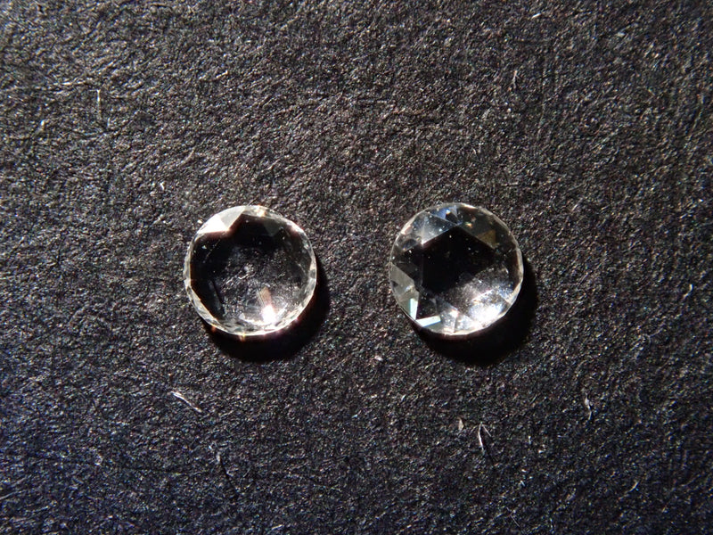ダイヤモンド2石ペア 1.8mm/0.044ctルース（VSクラス相当,ローズカット）