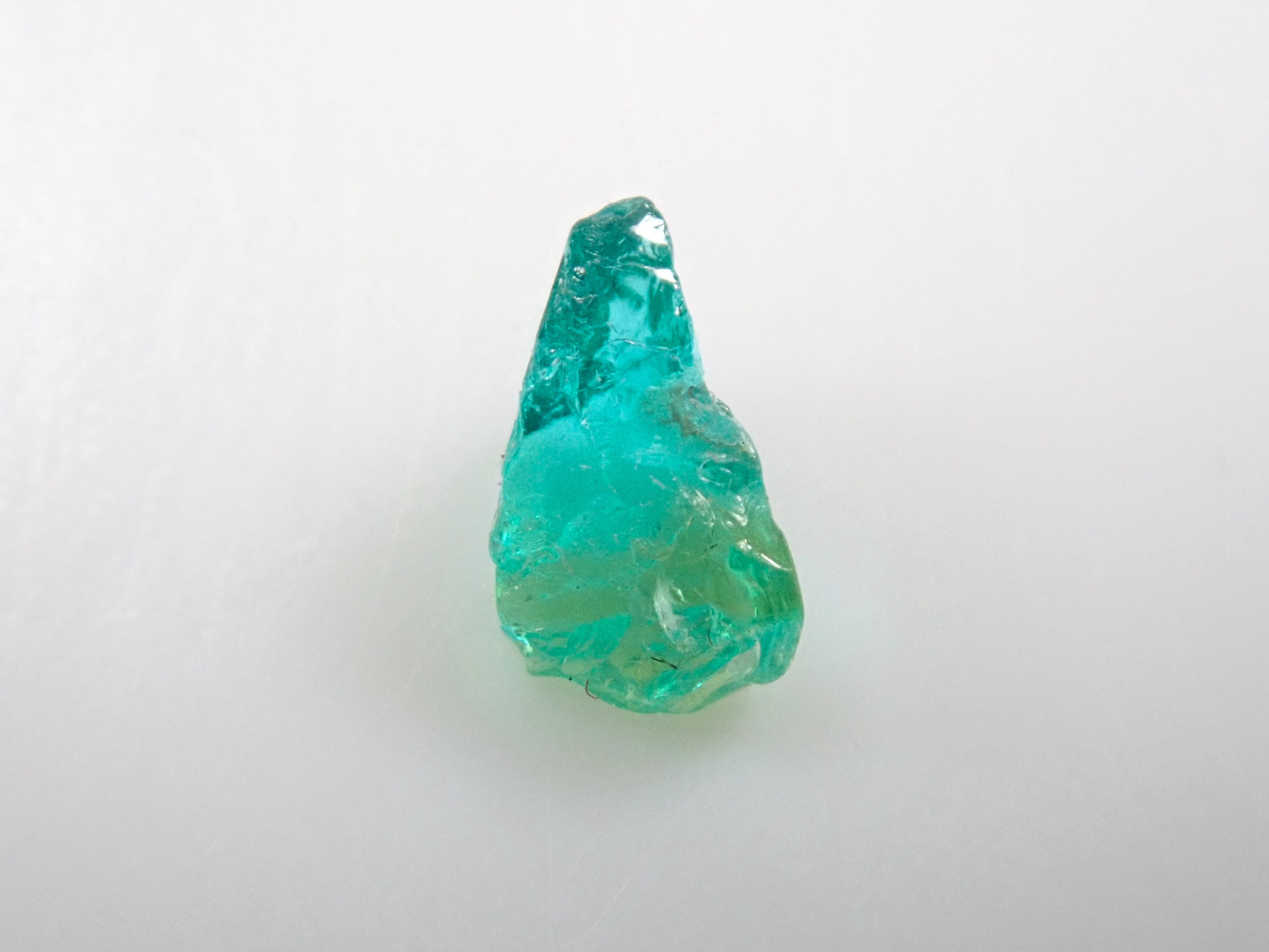 Brazilian Paraiba tourmaline 0.107ct raw stone (CuO:2.3%, MnO:2.9%)