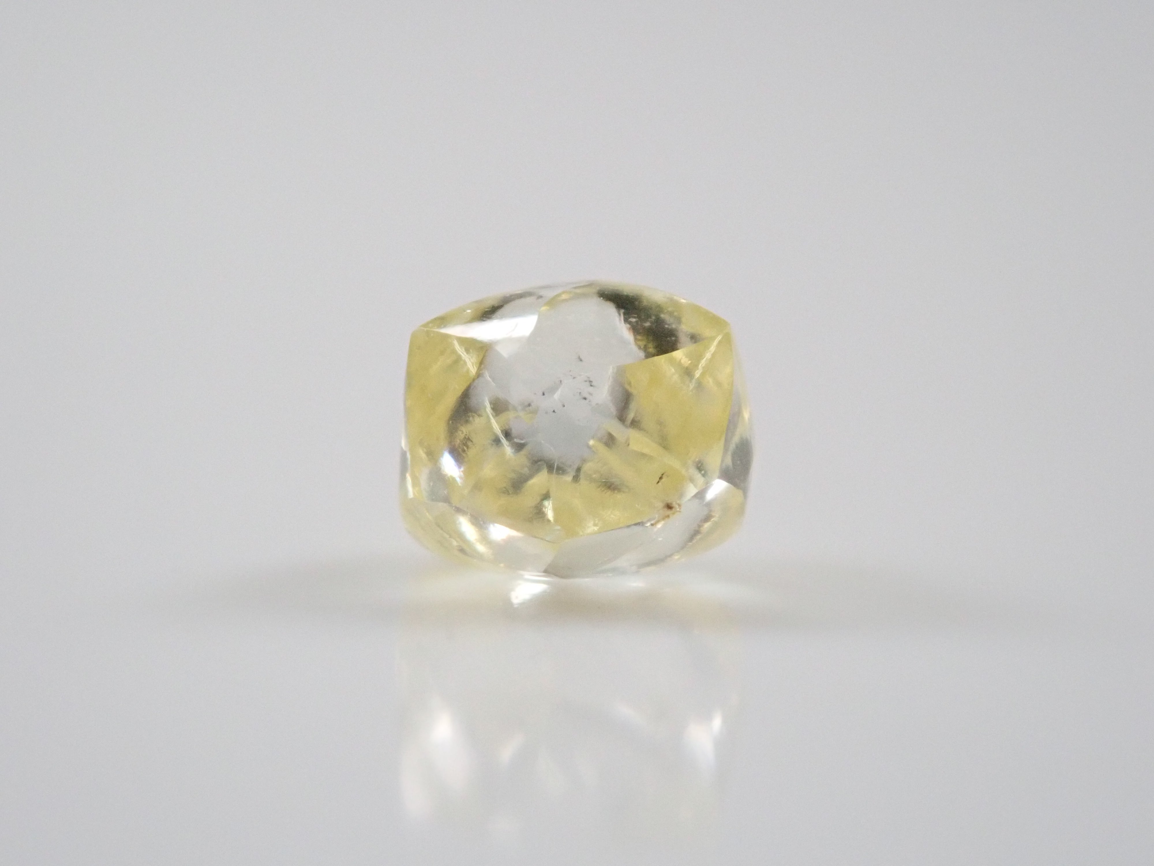 Rough diamond (makeable) 0.353ct loose