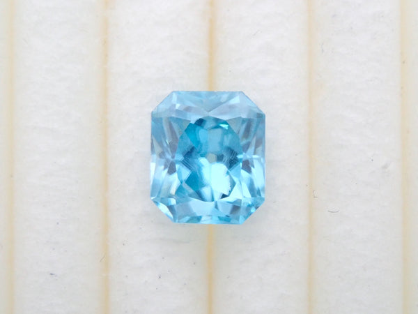 藍色鋯石 0.950 克拉裸石