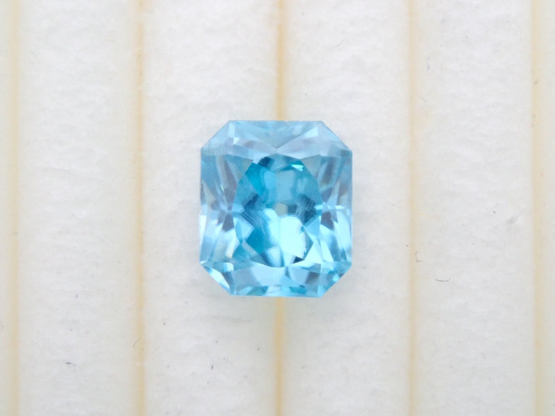 Blue zircon 0.950ct loose