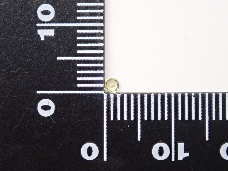 パラサイティックペリドット（パラサイトペリドット） 2.1mm/0.041ctルース