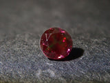 ファンシーレディッシュブラウンダイヤモンド (トリートメント) 2.5mm/0.072ctルース(FANCY REDDISH BROWN, VS2,バイカラー蛍光)