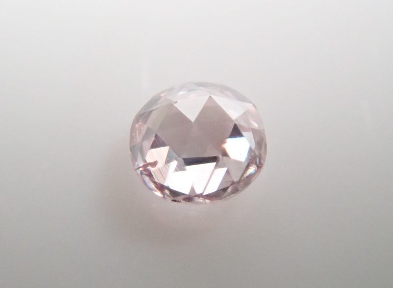 ファンシーライトパープルピンクダイヤモンド（ローズカット） 1.8mm