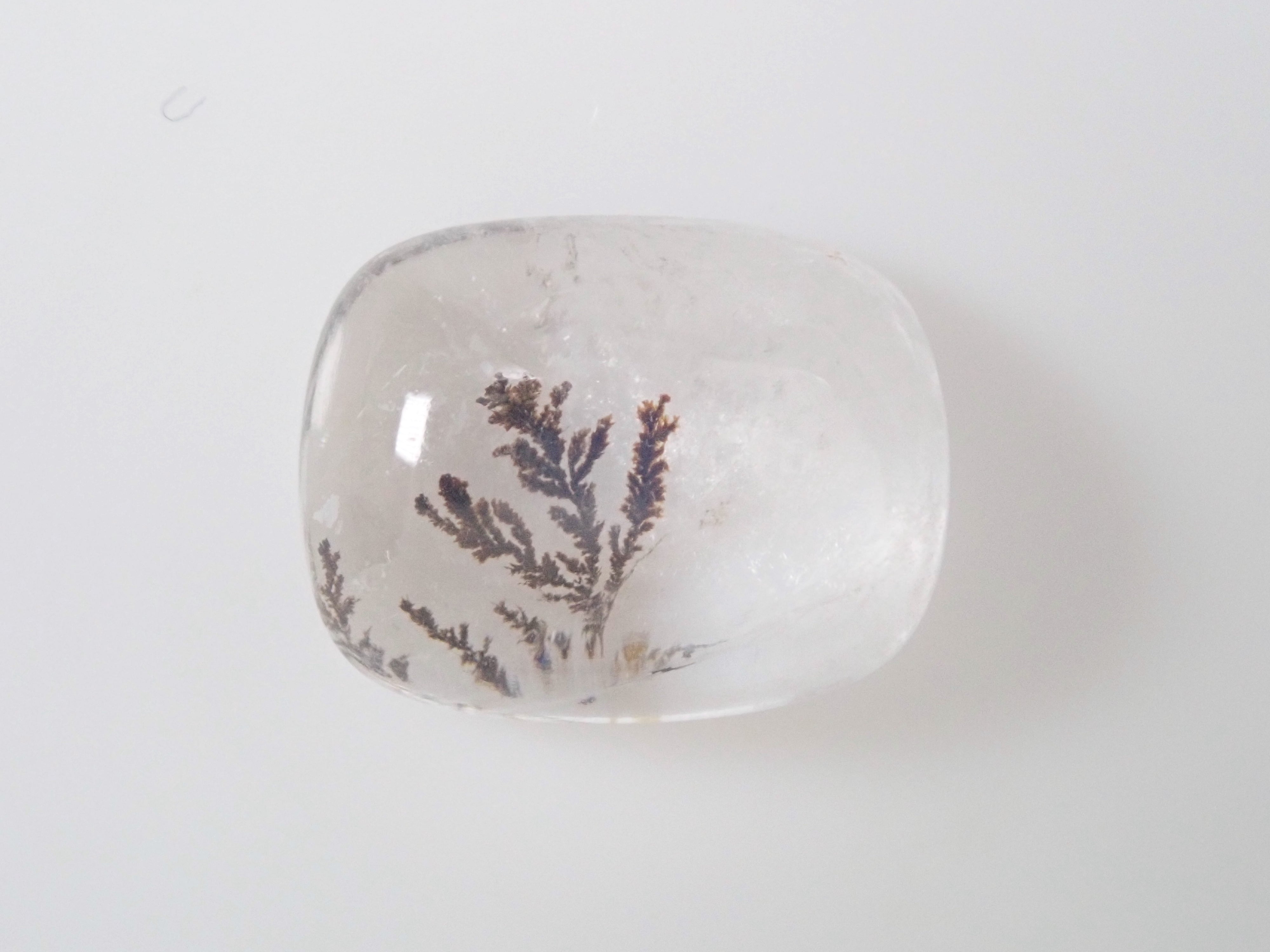 Dendritic quartz 2.024ct loose