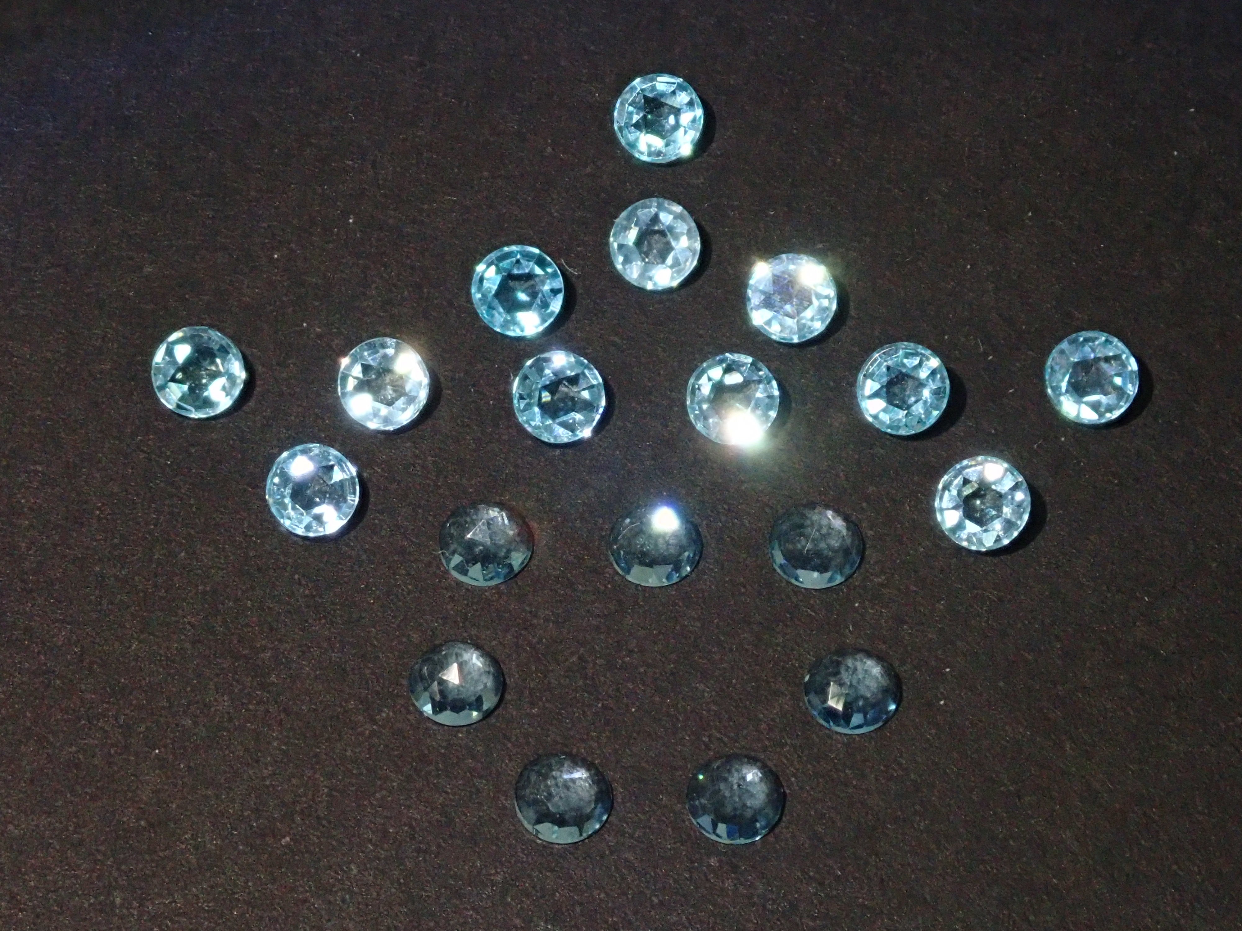 Rose cut apatite 1 stone 3mm《Multiple purchase discount available》