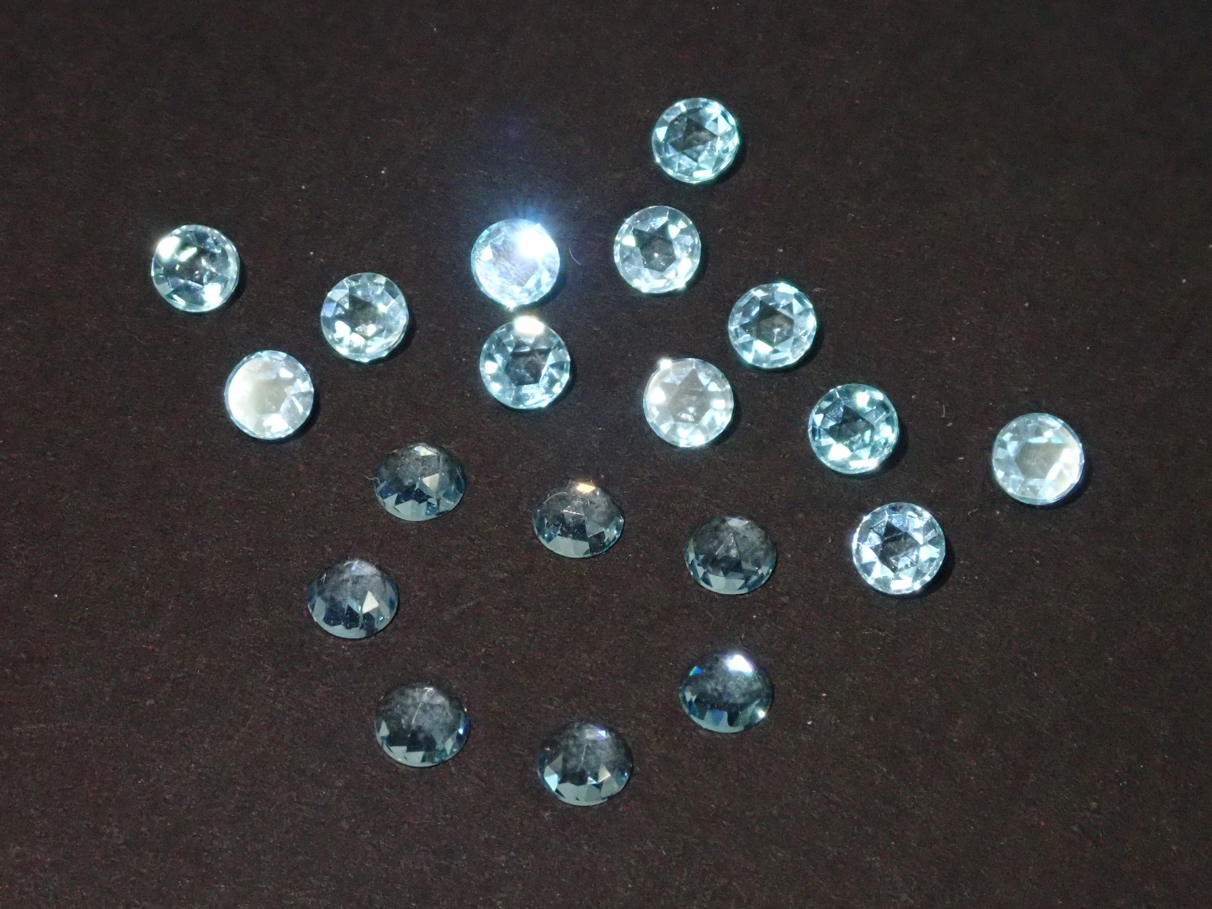 Rose cut apatite 1 stone 3mm《Multiple purchase discount available》