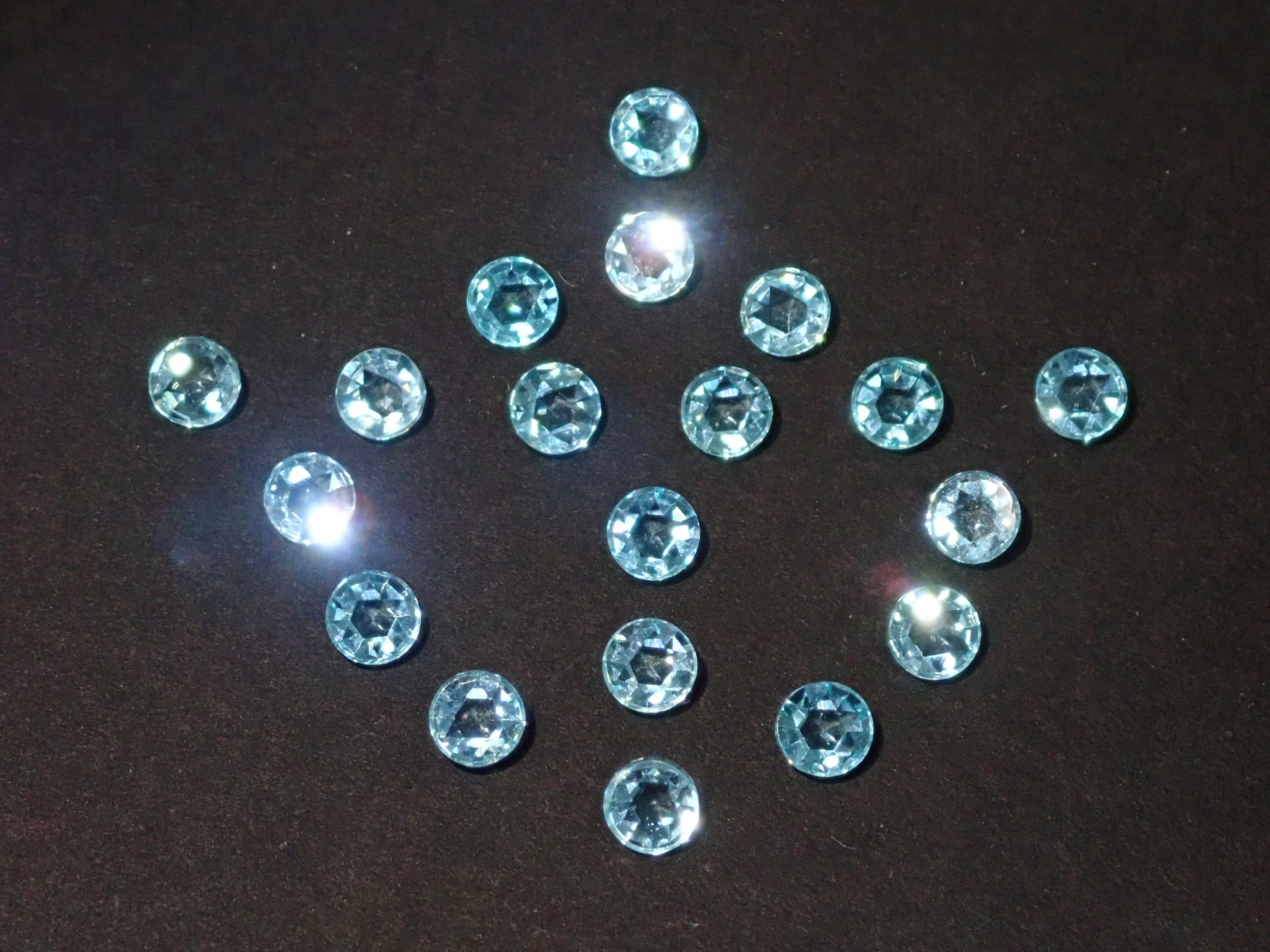 Rose cut apatite 1 stone 3mm《Multiple purchase discount available》