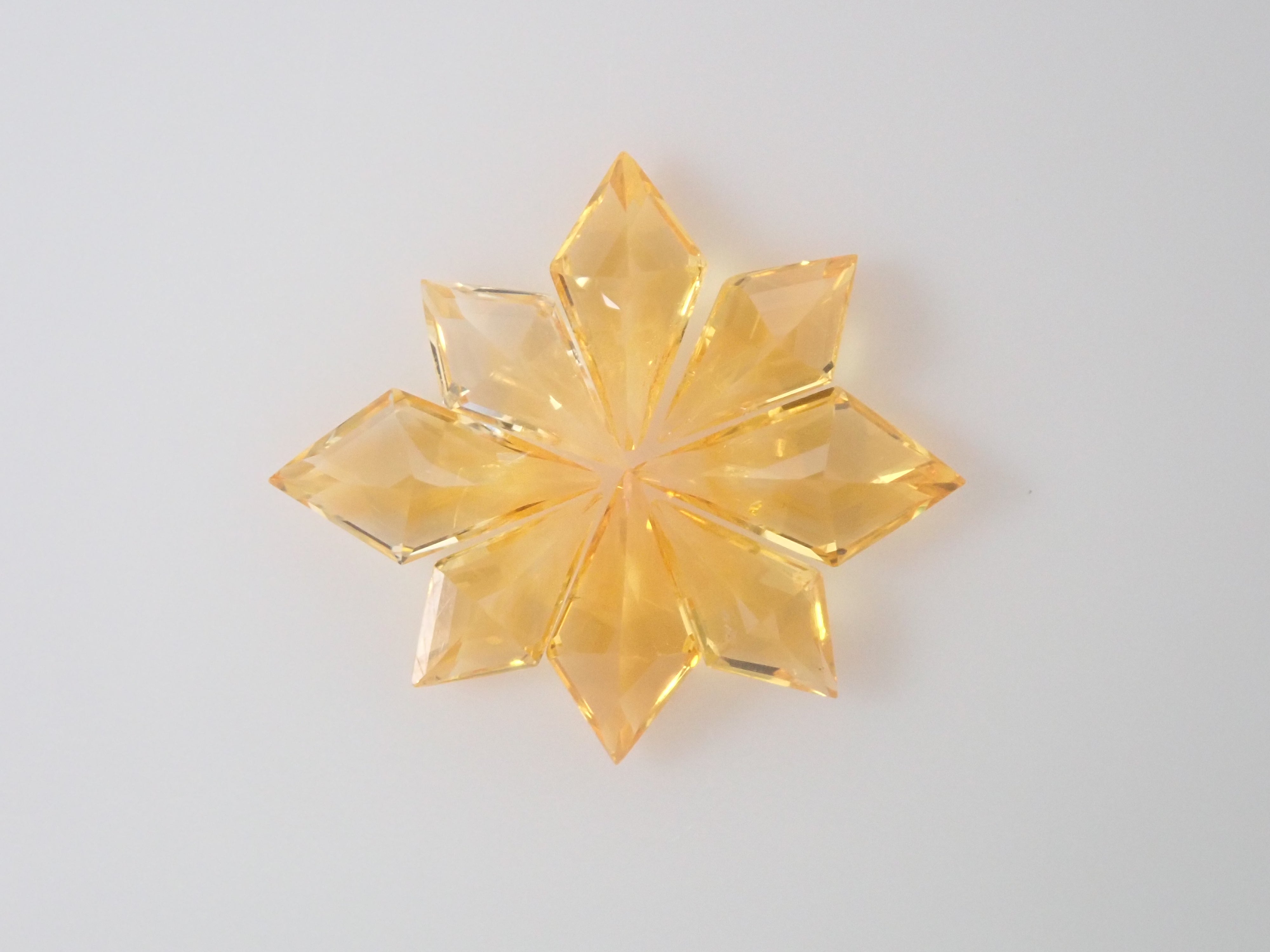 Yellow sapphire 8 stone set (kite cut)《Buyable in Bangkok》