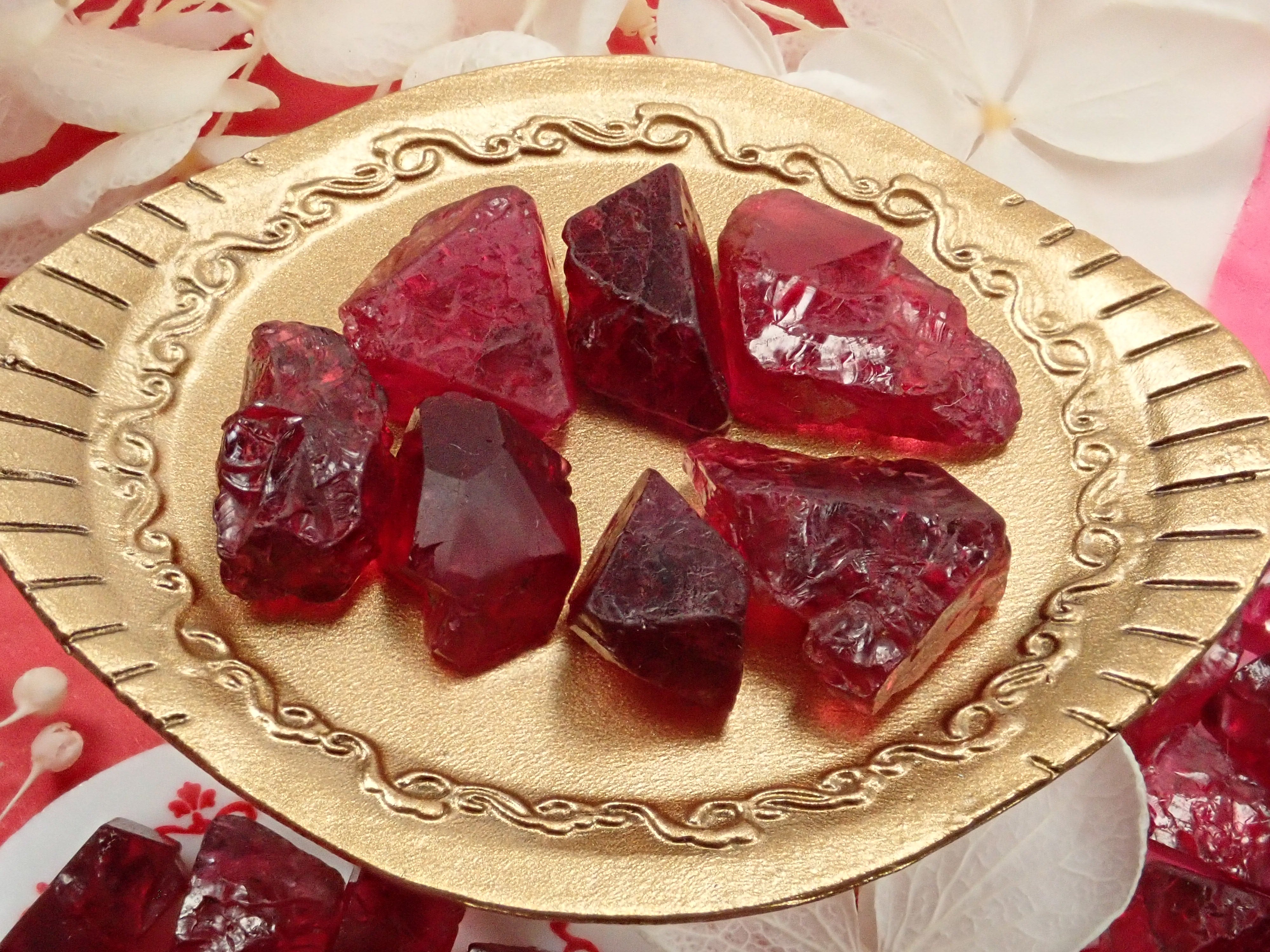 Red spinel rough stone 1 stone (raspberry color)《Discount available for multiple purchases》