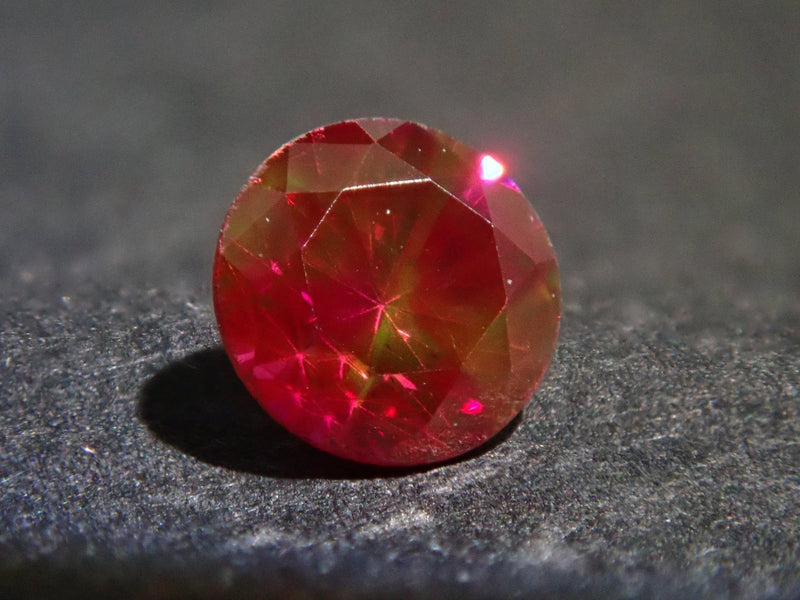 レッドダイヤモンド（トリートメント） 0.155ctルース(FANCY PURPLISH RED, SI2)