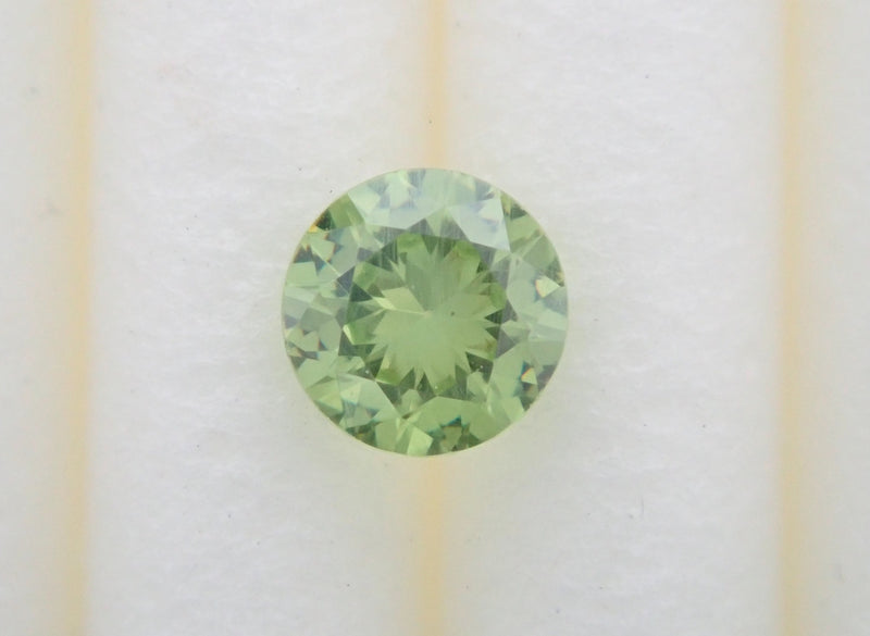 俄羅斯濃綠榴石（馬尾石）3.2 mm/0.175 克拉裸石