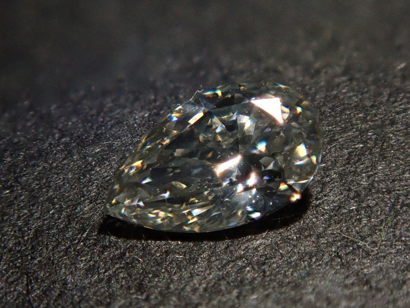 【31500843掲載】グレーダイヤモンド 0.200ctルース(LIGHT YELLOWISH GRAY, SI1)