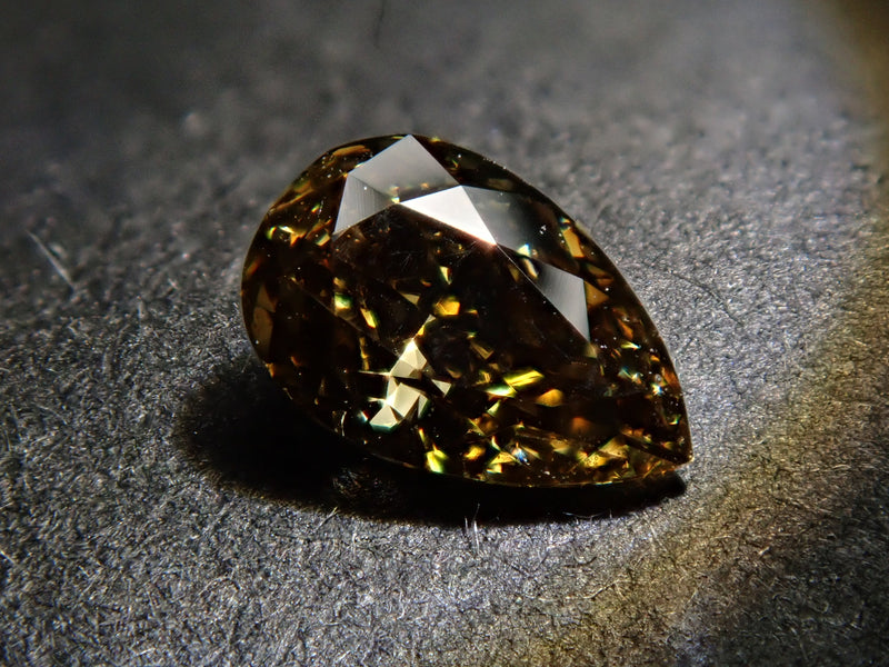 【31500821掲載】カメレオンダイヤモンド 0.319ctルース(FANCY DARK BROWN GREENISH YELLOW, VS2)
