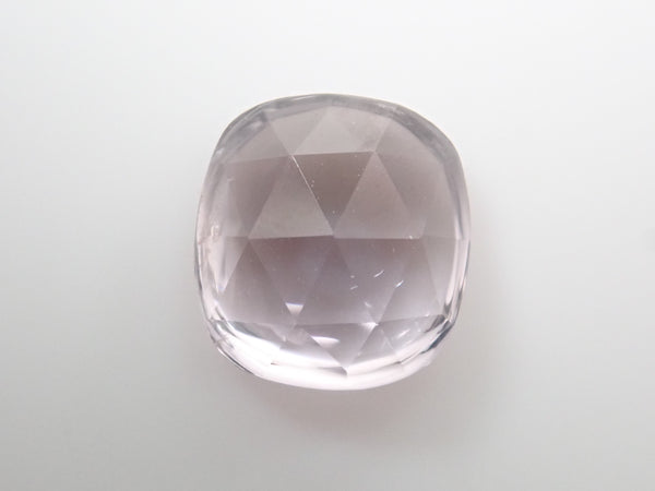 ミャンマー産スピネル 0.705ctルース（ローズカット）