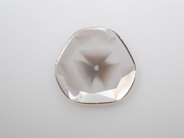 Sliced ​​diamond 0.253ct (Trapiche diamond)