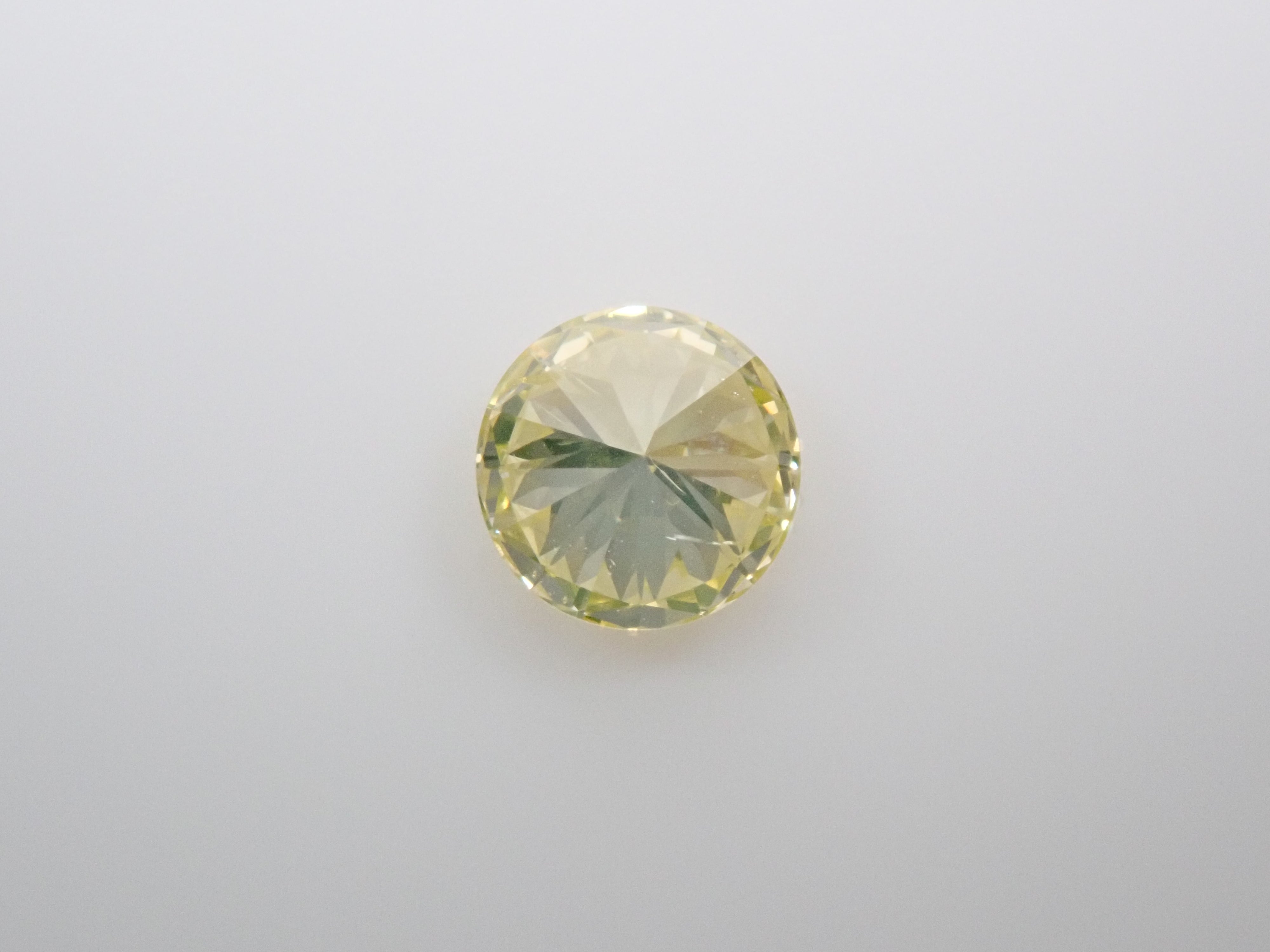 【31500861掲載】イエローダイヤモンド 0.286ctルース(FANCY LIGHT GREENISH YELLOW, I1)