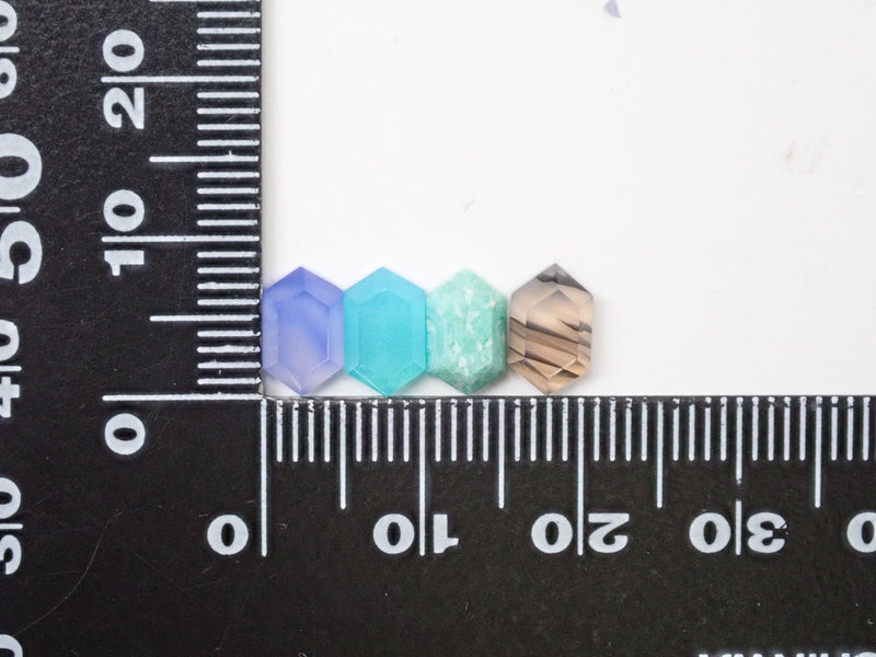 【宝石ガチャガチャ💎】多角形メノウorアマゾナイト1石（シーブルーカルセドニー、ウグイスメノウ、ブルーアゲートetc）《初めての方向け》