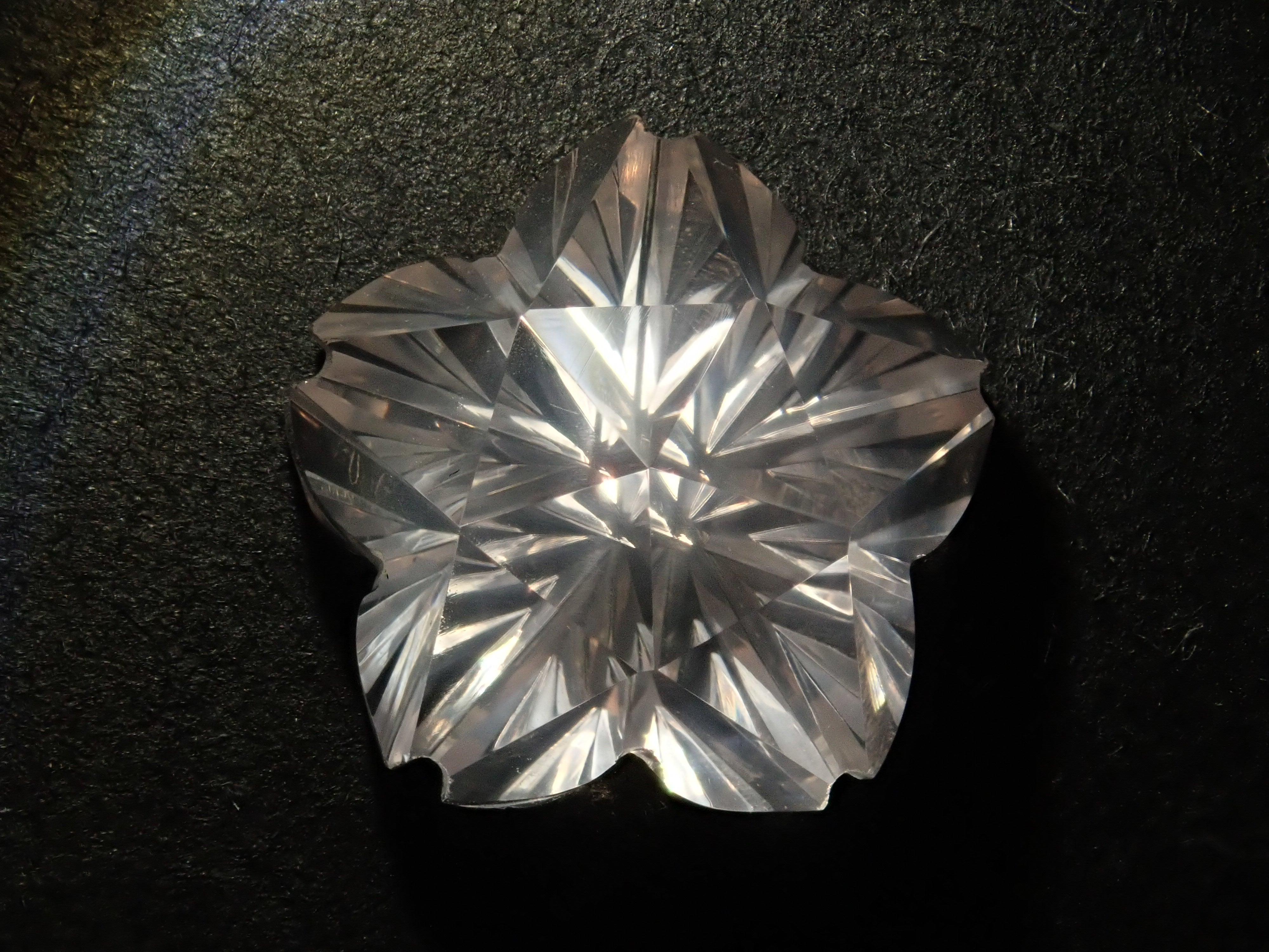 【甲州貴石切子】ローズクォーツ 5.482ct《コラボ》ルース ワッペン付《桜切子》