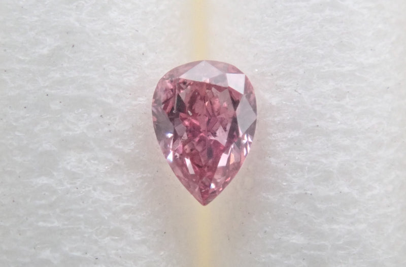 ファンシービビッドパープリッシュピンクダイヤモンド 0.043ctルース(FANCY VIVID PURPLISH PINK, SI2) –  カラッツSTORE