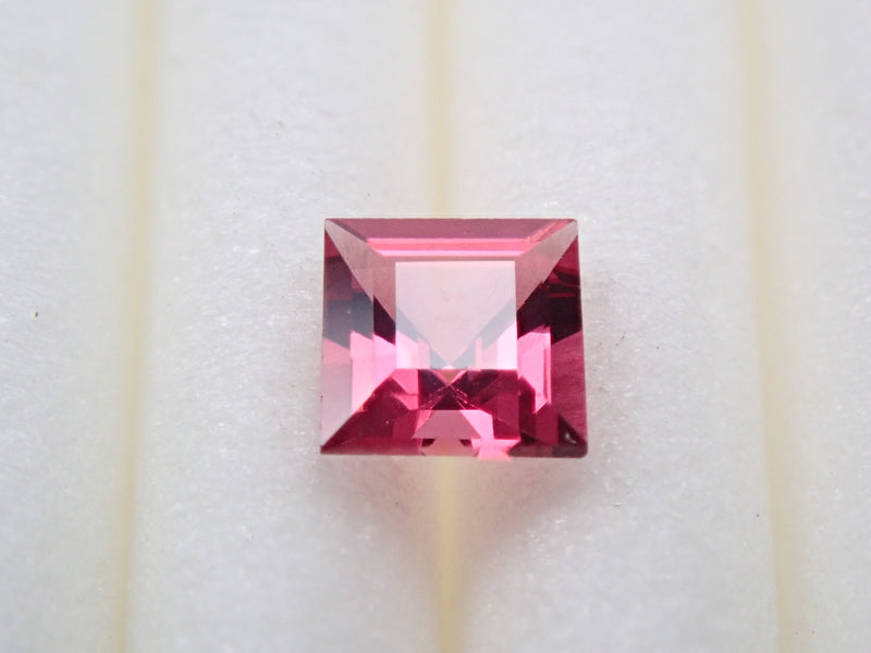 Red spinel 0.21ct loose