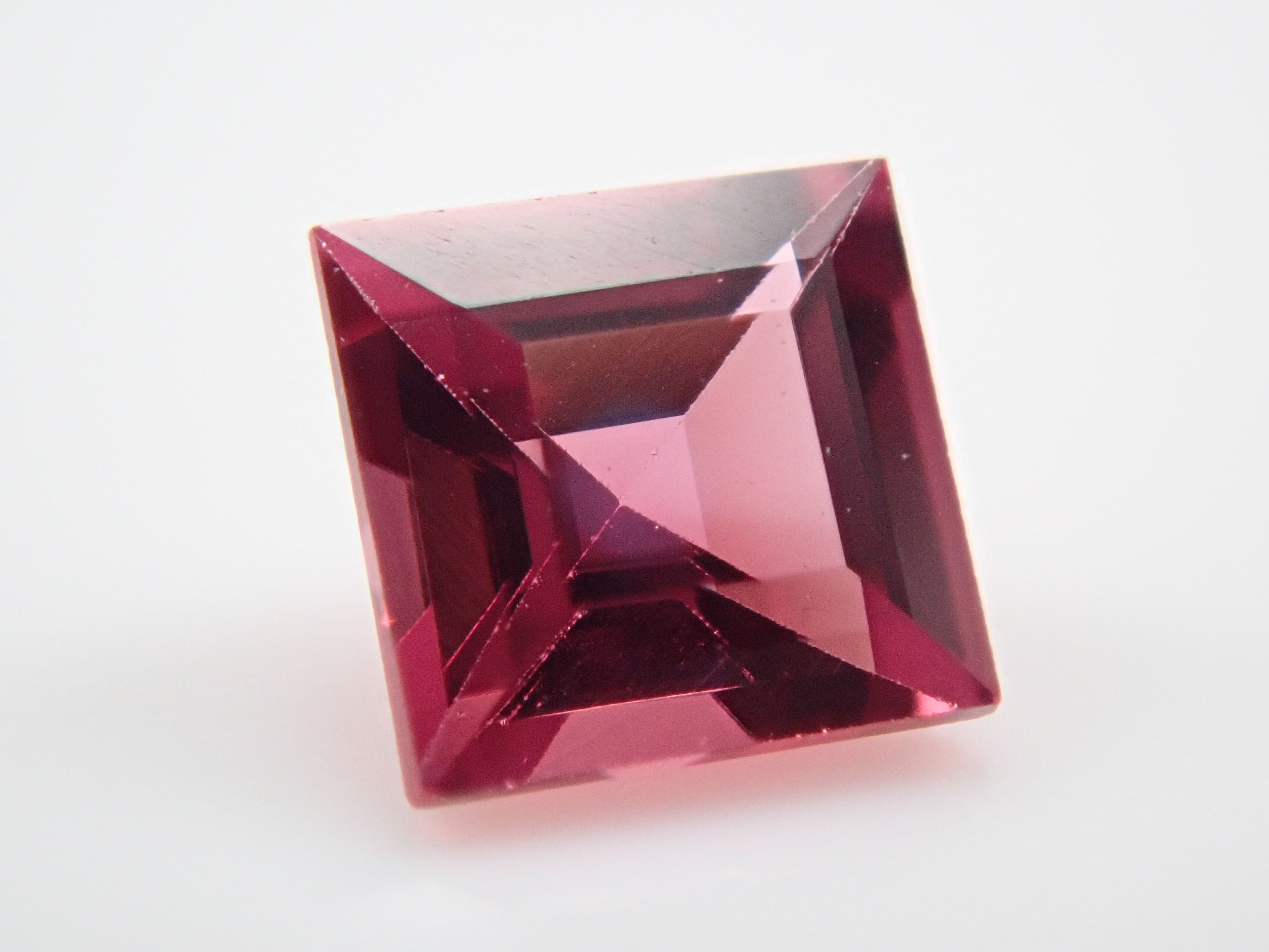 Red spinel 0.21ct loose