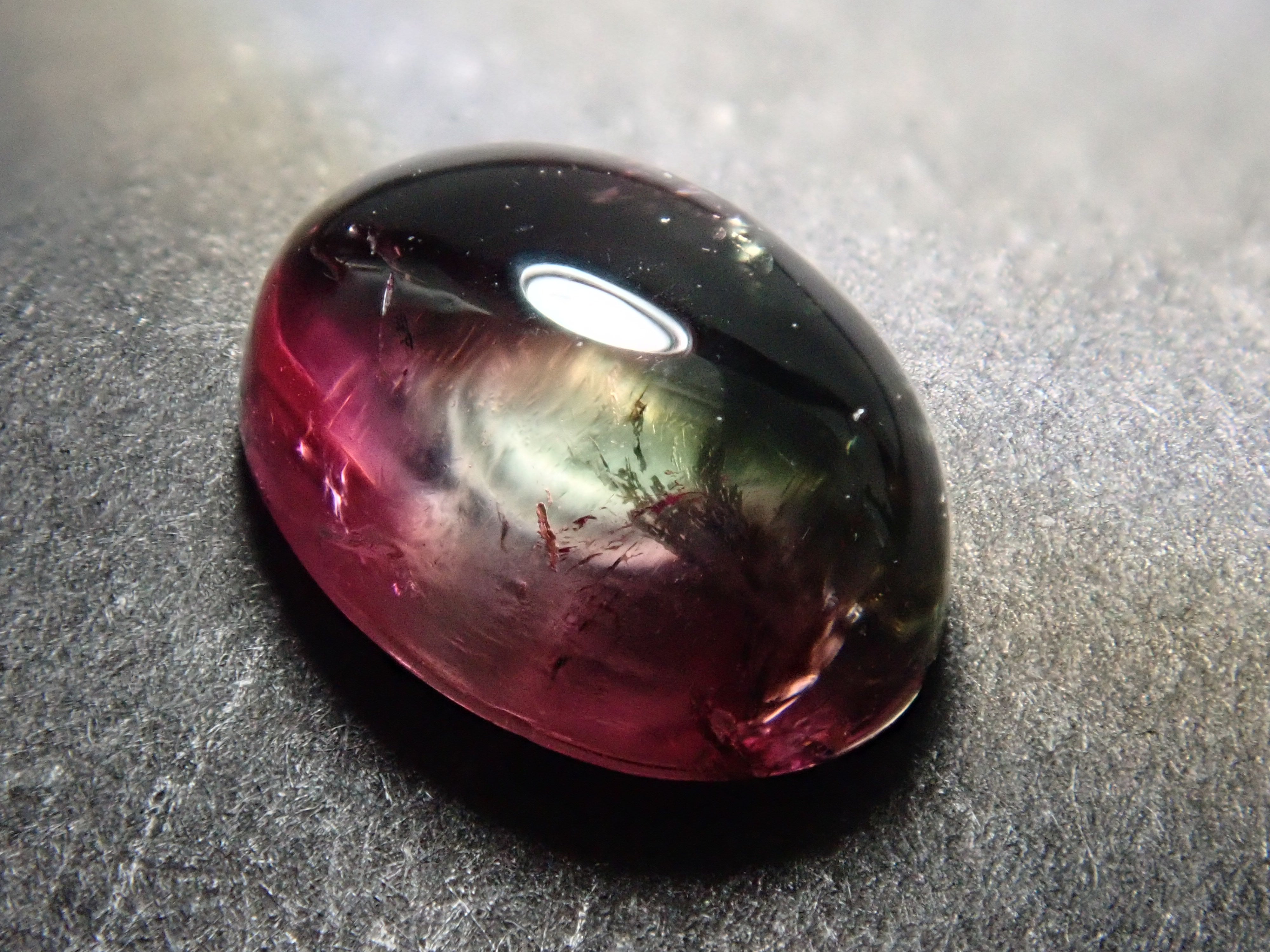 Bicolor tourmaline 0.90ct loose