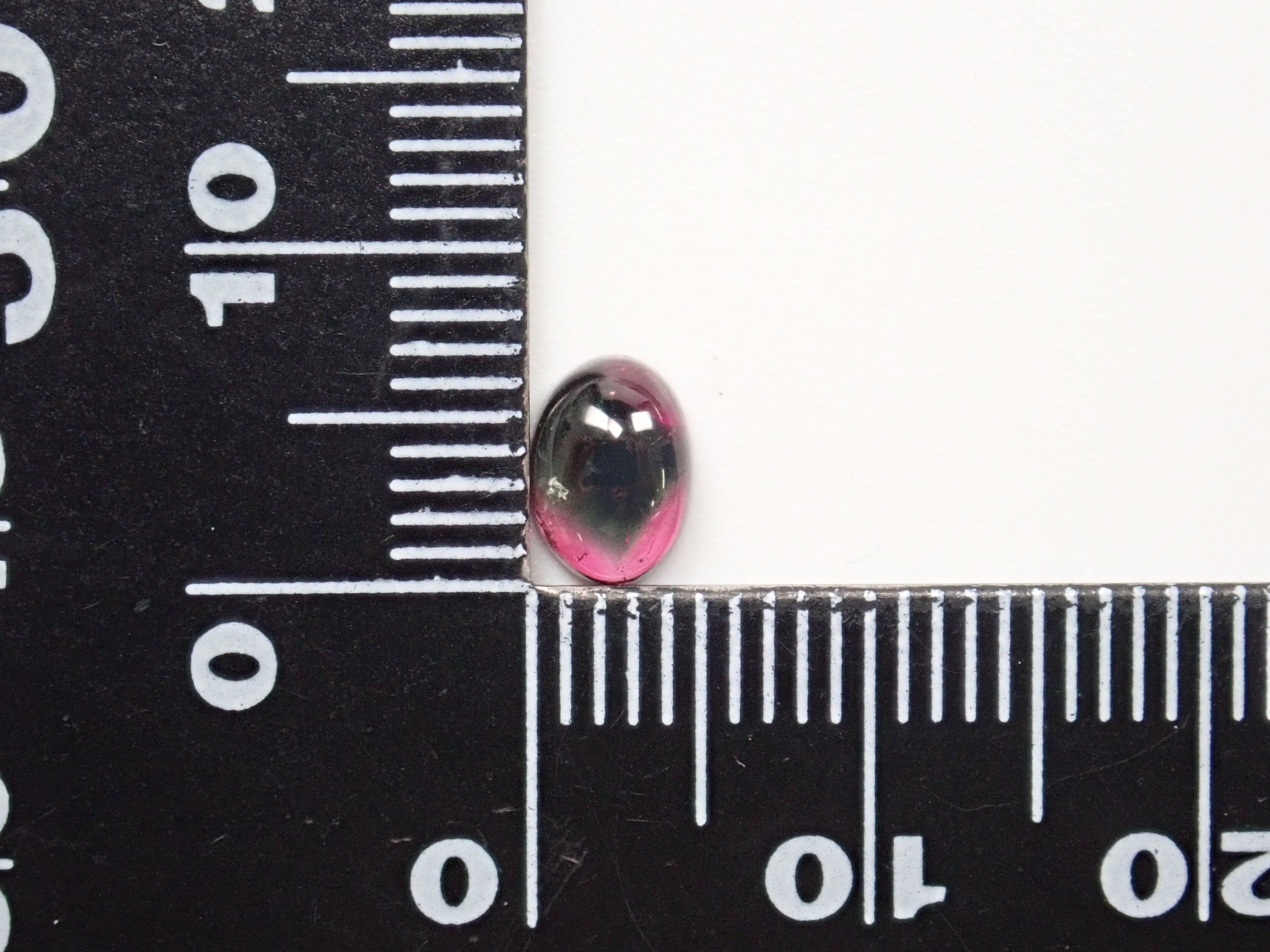 Bicolor tourmaline 0.90ct loose