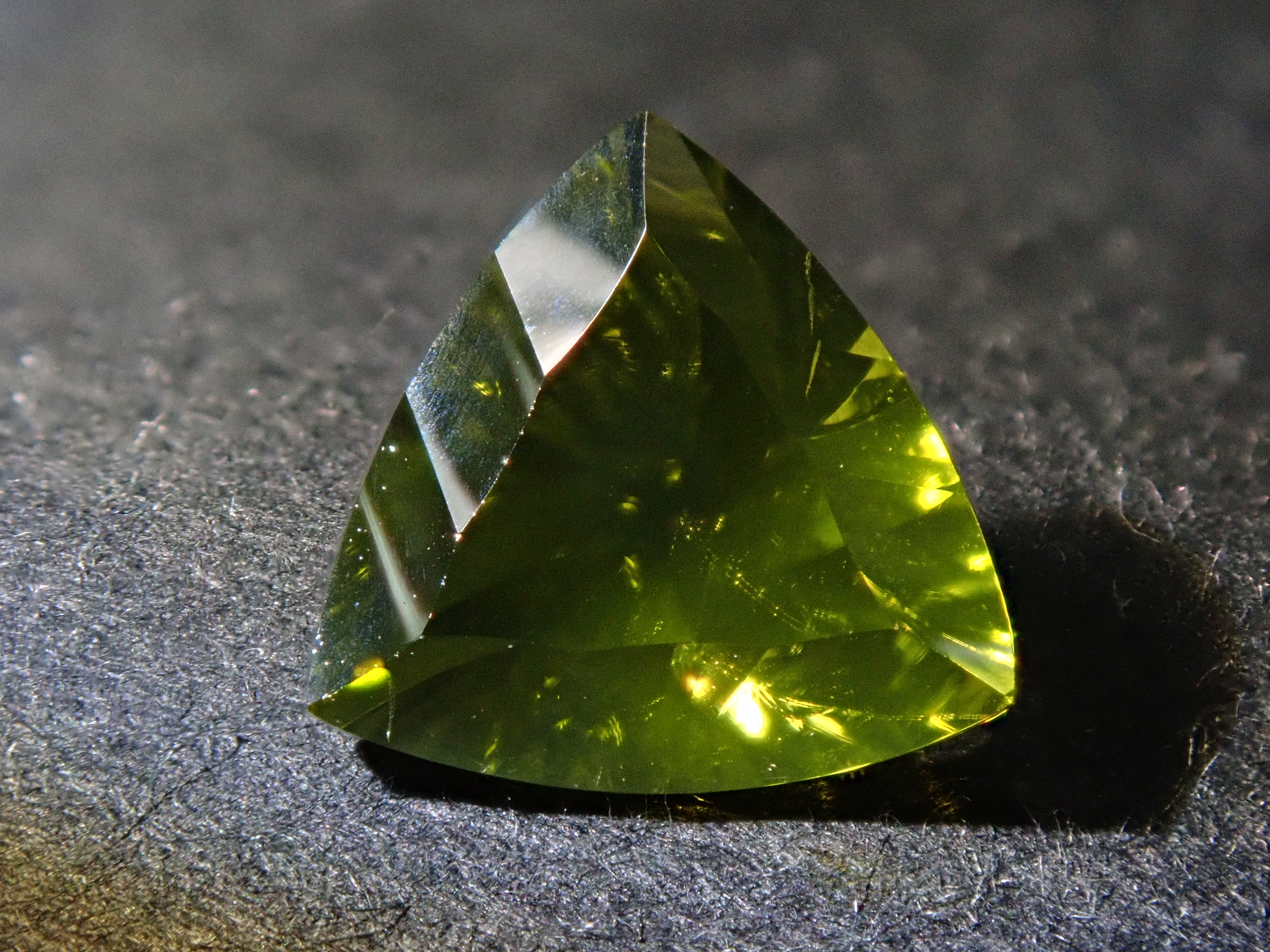 Peridot 1.31ct loose