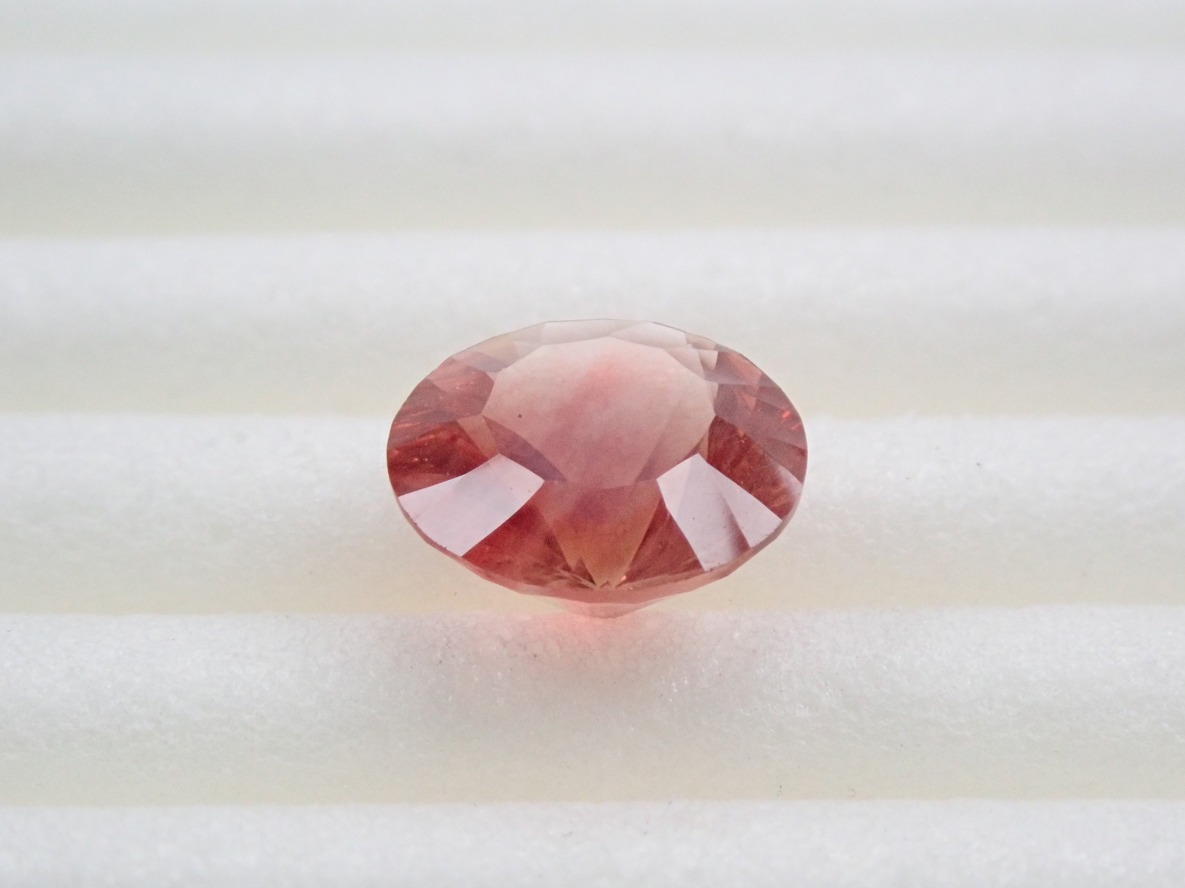 Oregon Sunstone 0.89ct loose (vortex cut)