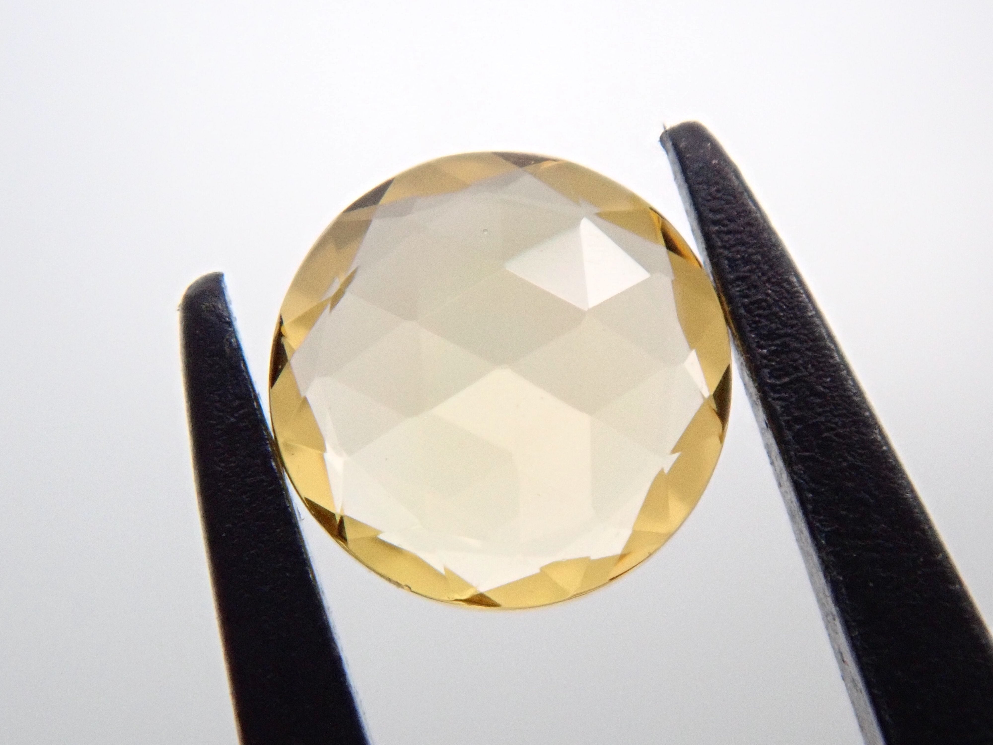 Yellow grossular garnet 4mmt loose (rose cut)