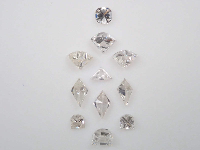宝石ガチャガチャ💎特殊カットのダイヤモンド（VS-SIクラス相当