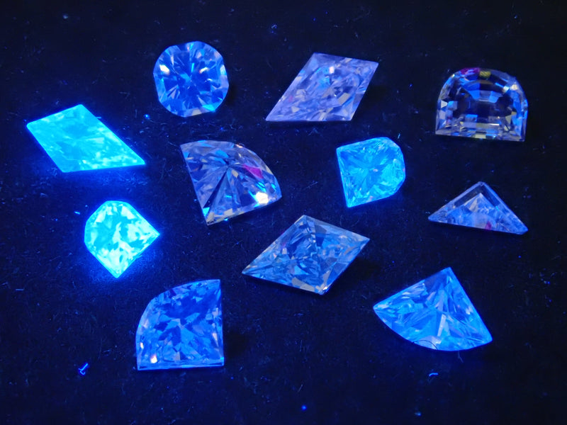 Gem Gacha Gacha 💎Special cut diamond (equivalent to VS-SI class)