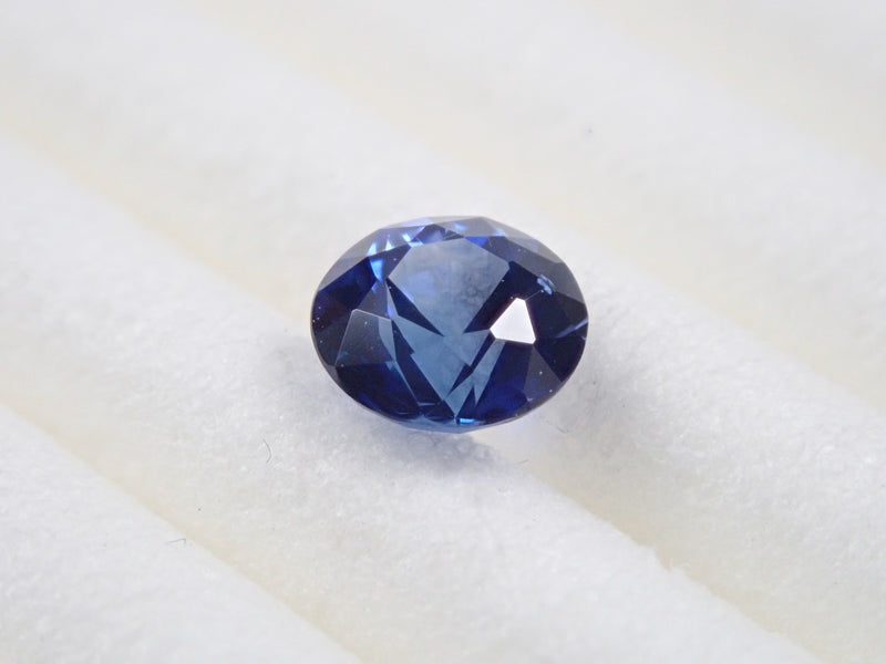 キナリ・ベージュ ブルーサファイア 0.497ct ルース - crumiller.com