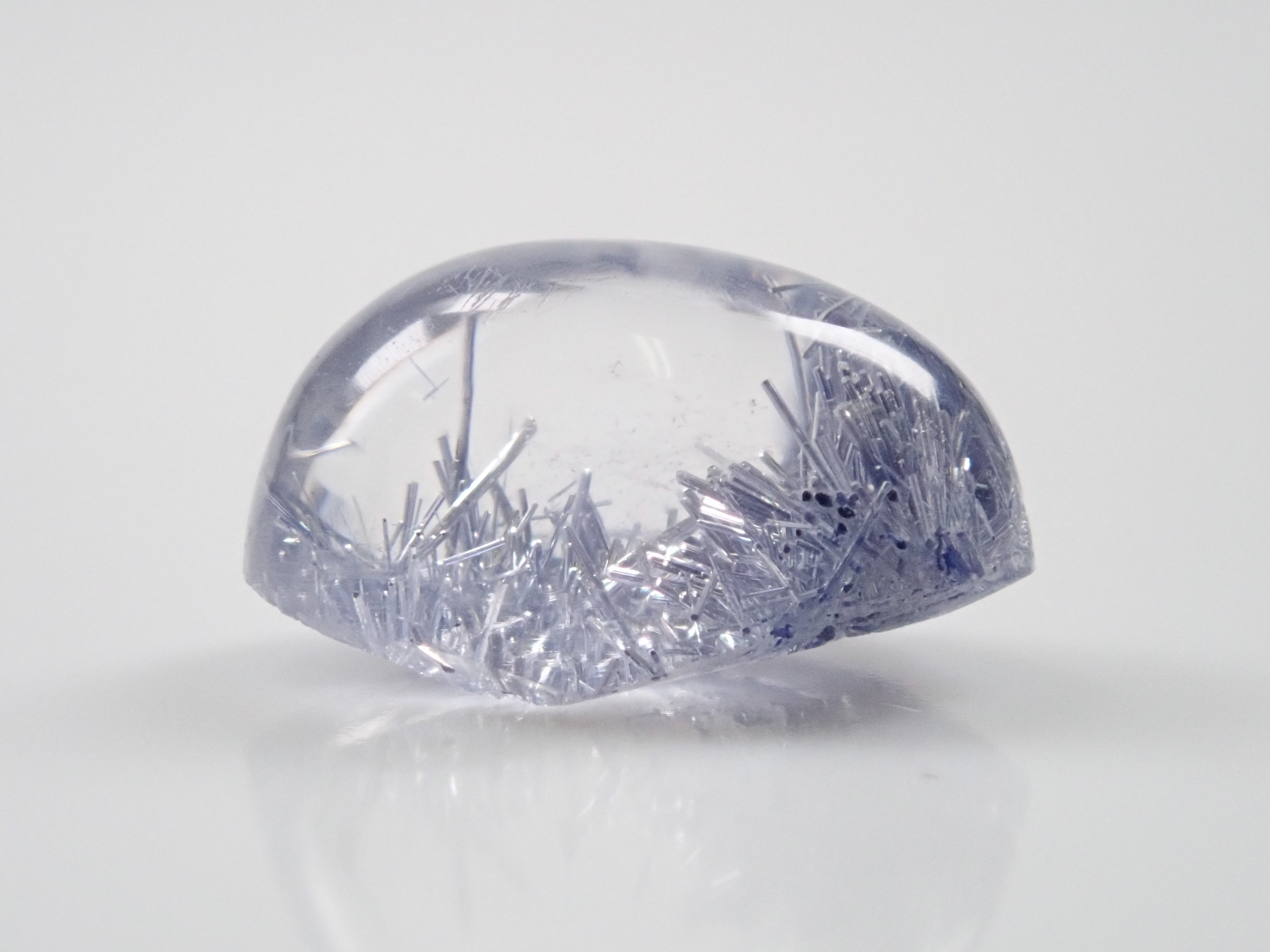 《Yurakucho Marui 20240725》【12539017】Dumortierite in Quartz 2.000ct Loose