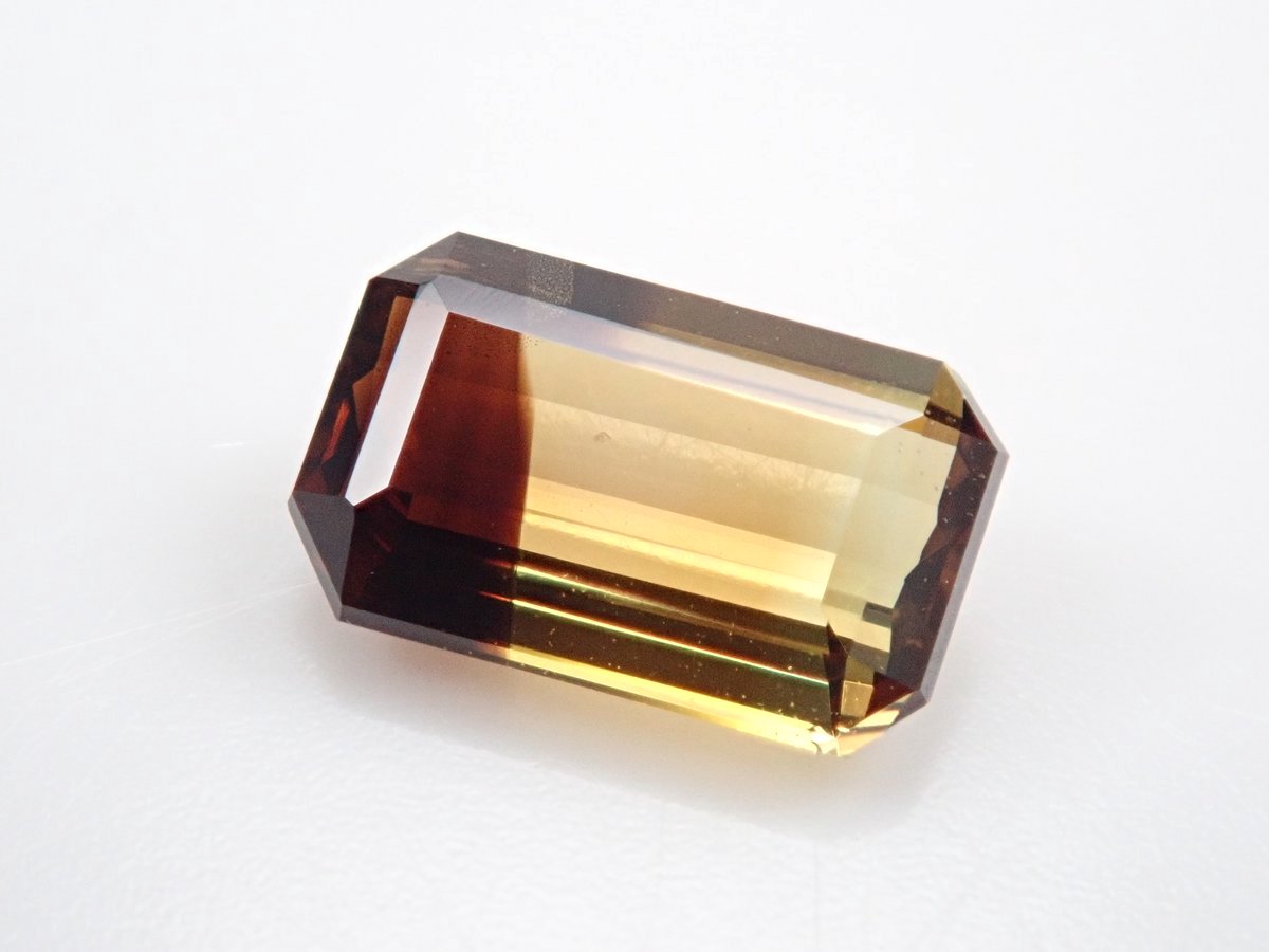 Bicolor chrysoberyl 0.95ct loose