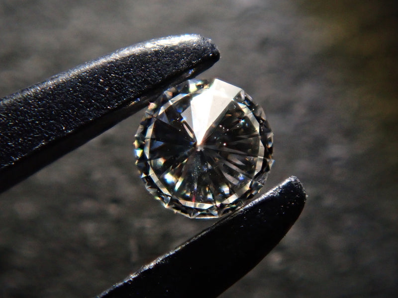 ダイヤモンド 2.6mm/0.070ctルース(E, VS2)