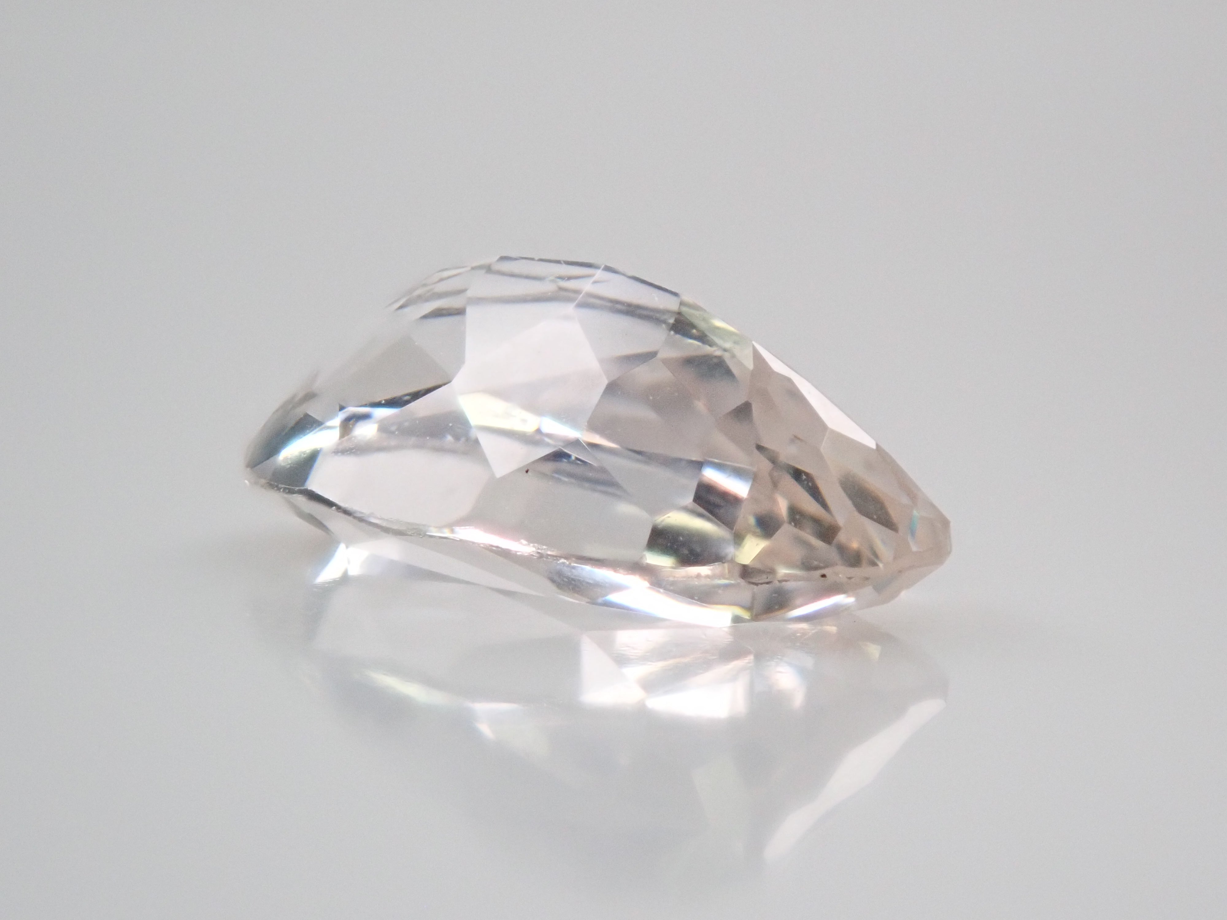 【12539378掲載】スリランカ産エンスタタイト 1.877ctルース