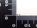 ダイヤモンド2石セット 1.5mm/0.030ctルース（SIクラス相当,ブルー&イエロー蛍光）