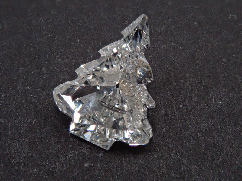 ダイヤモンド 0.618ctルース(I, I1,ツリーカット)