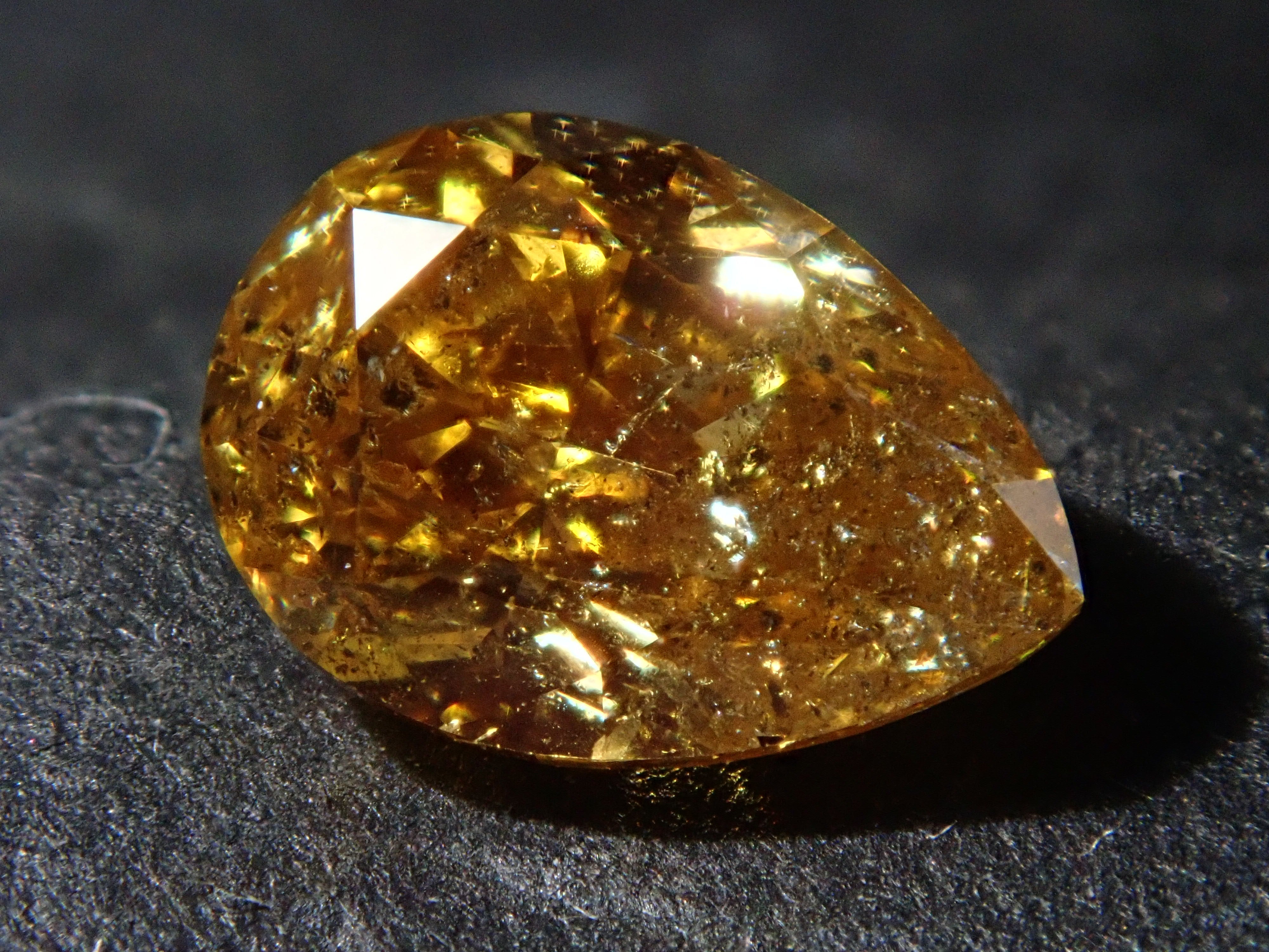 yellow diamond