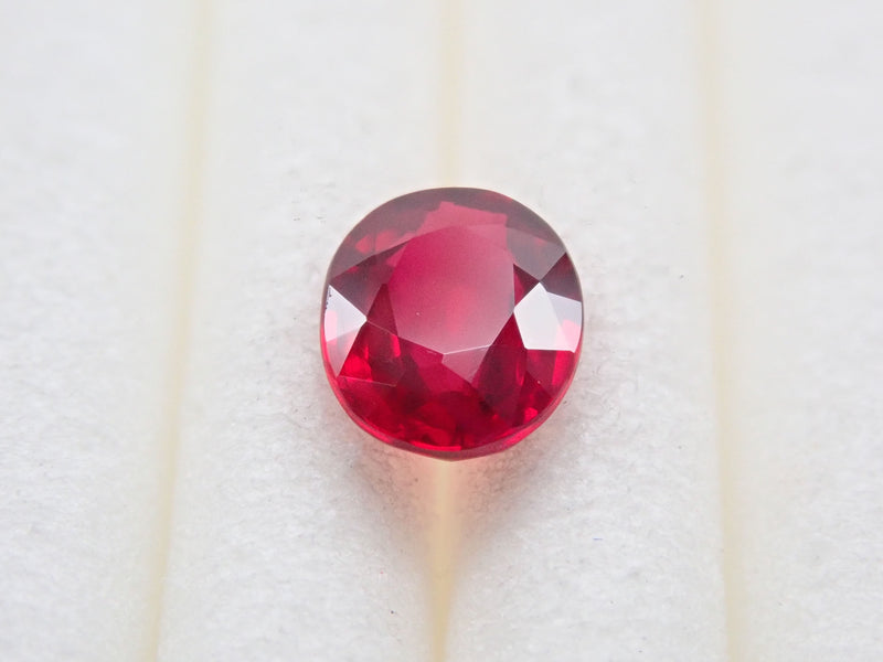 Pigeon blood ruby ​​0.36ct loose with AIGS