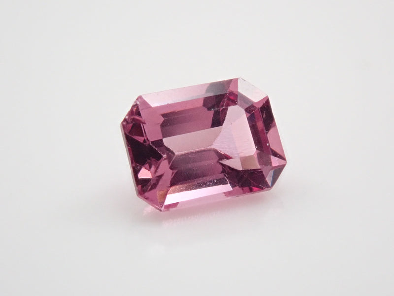 尖晶石 0.475 克拉裸石（紫粉紅色）