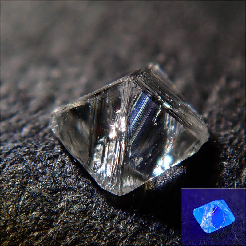 ダイヤモンド（ソーヤブル） 0.042ct原石・トライゴン有