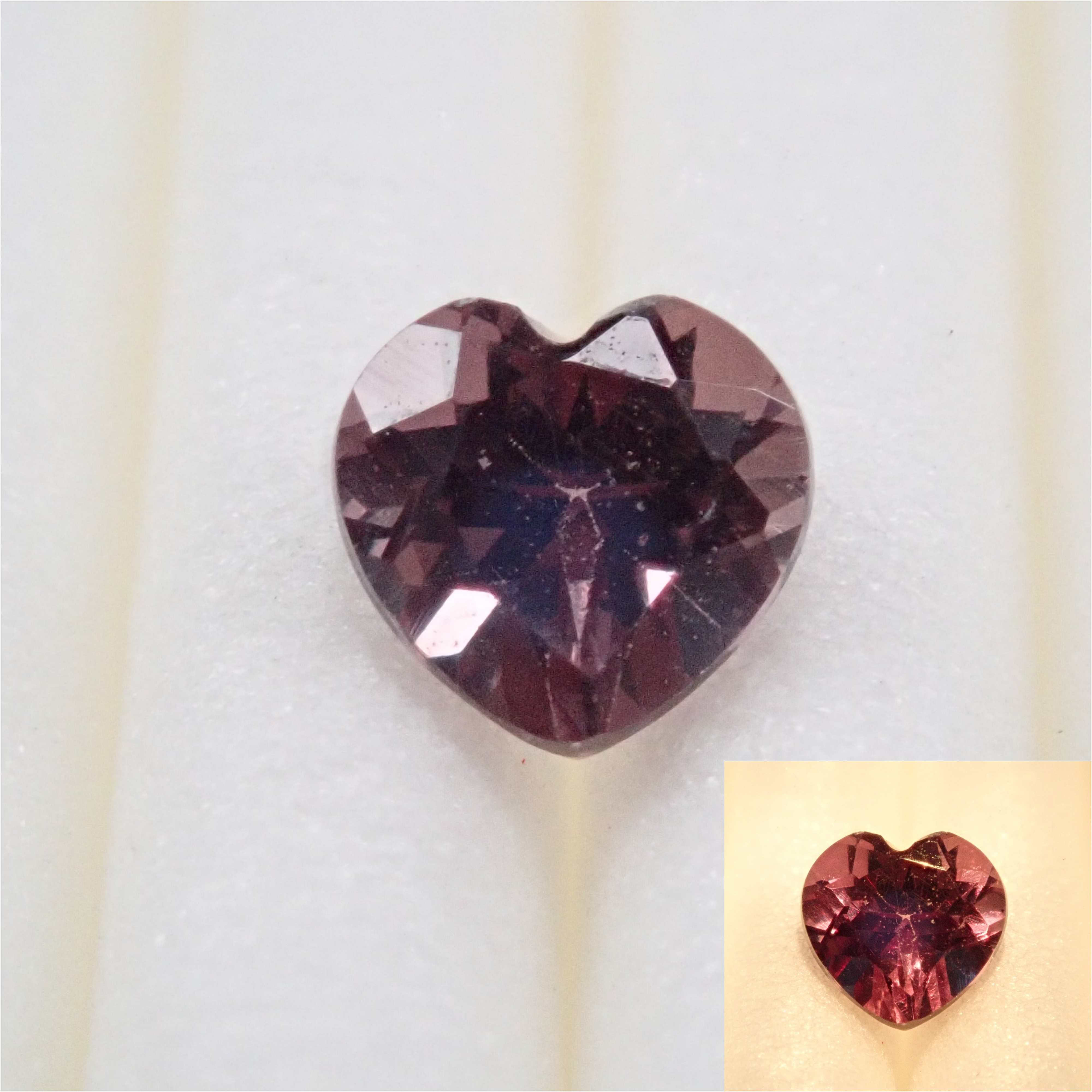 Color change garnet 0.34ct loose